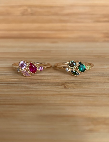 Bague en plaqué or jaune et zircons de couleur verte