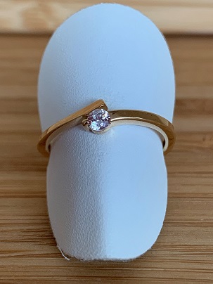 Bague solitaire en or jaune 9 carats et zircon 9RS6232