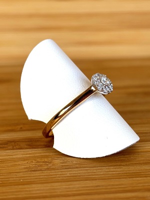 Bague or jaune 18 carats multi diamants 0.19ct