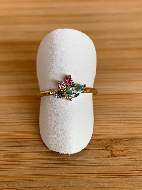 Bague en plaqué or jaune et zircons de couleurs différentes